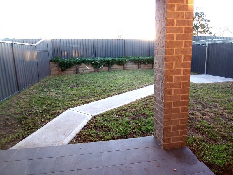 2/61 Osborn Avenue, Muswellbrook NSW 2333