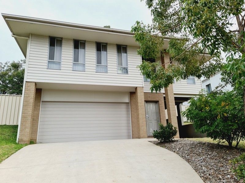 33 Lou Fisher Place, Muswellbrook NSW 2333