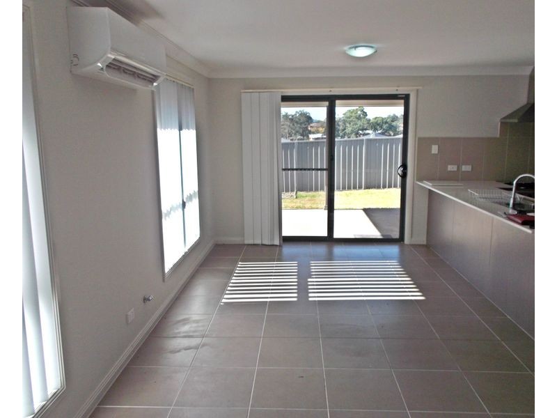 2/20 Fitzgerald Avenue, Muswellbrook NSW 2333