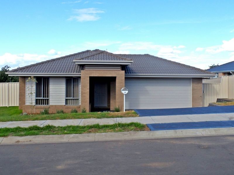 17 Tierney Street, Muswellbrook NSW 2333