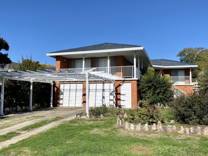 30 Thompson Street, Muswellbrook NSW 2333