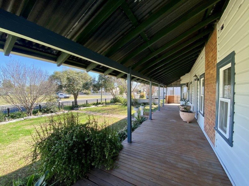 22 Mitchell Street, Muswellbrook NSW 2333