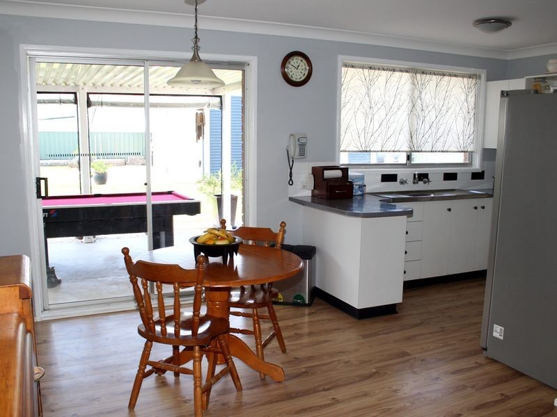 16 Mackenzie Street, Aberdeen NSW 2336