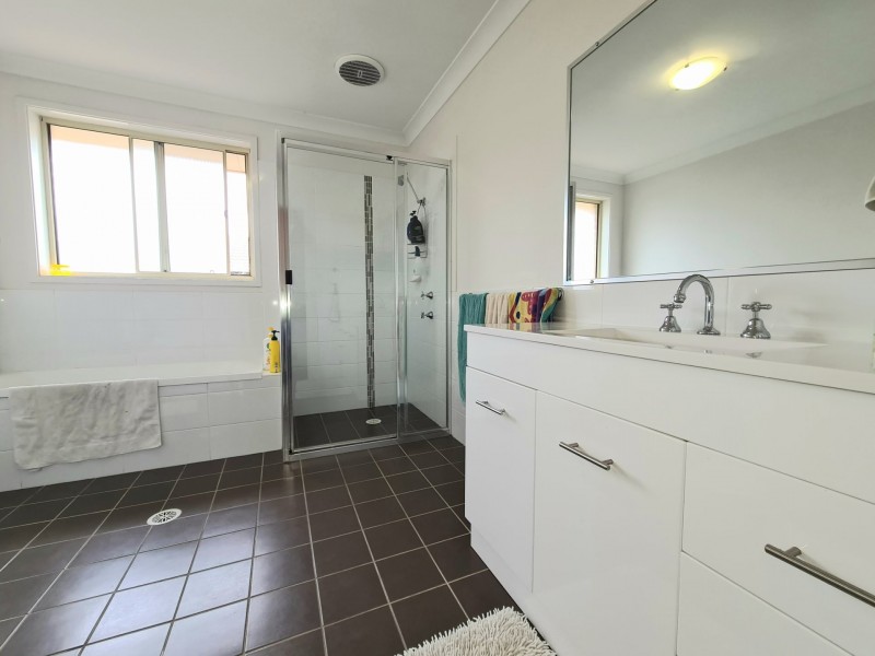 17 Belmore Street, Muswellbrook NSW 2333