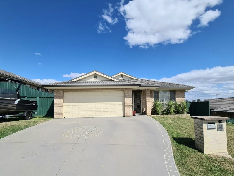 31 Henry Dangar Drive, Muswellbrook NSW 2333