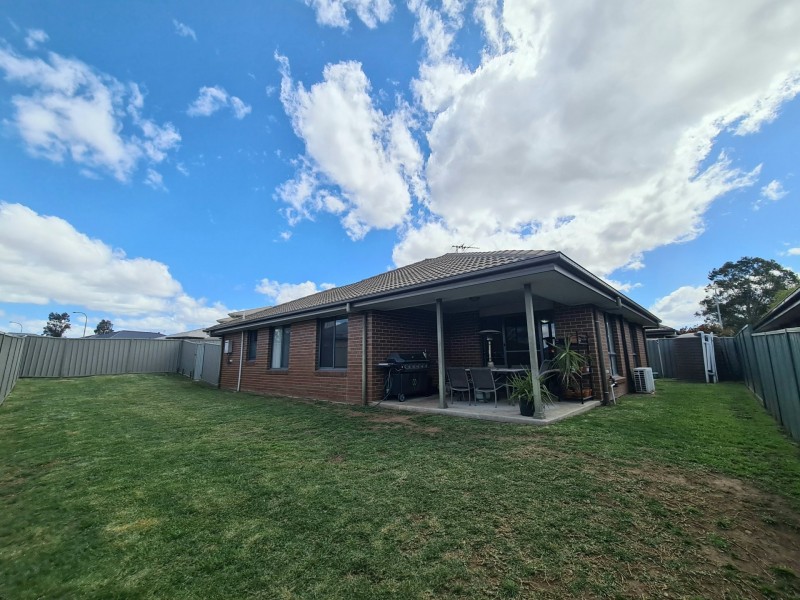 2/20 Fitzgerald Avenue, Muswellbrook NSW 2333