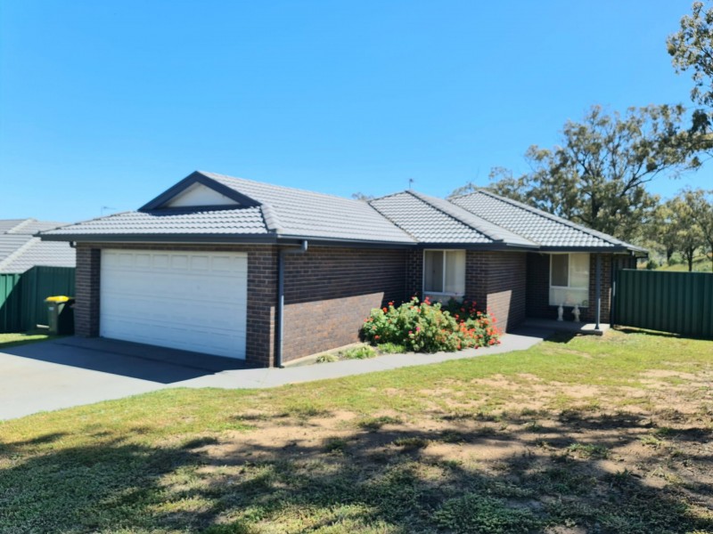 8 Day Street, Muswellbrook NSW 2333