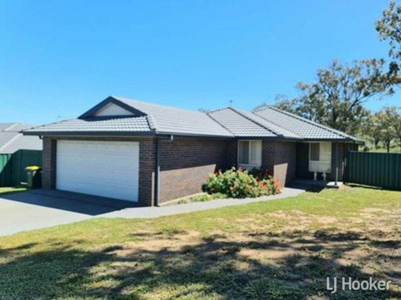 8 Day Street, Muswellbrook NSW 2333