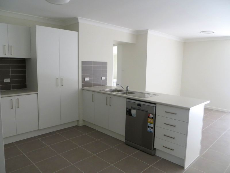 32 Dixon Circuit, Muswellbrook NSW 2333