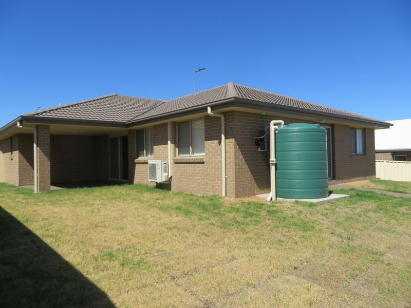 6 Jeune Street, Muswellbrook NSW 2333