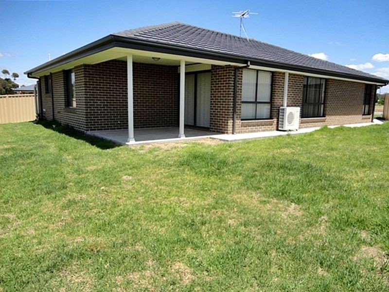 11 Kerrabee Close, Denman NSW 2328