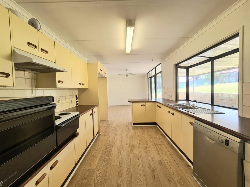 16 Campbell Sreet, Aberdeen NSW 2336