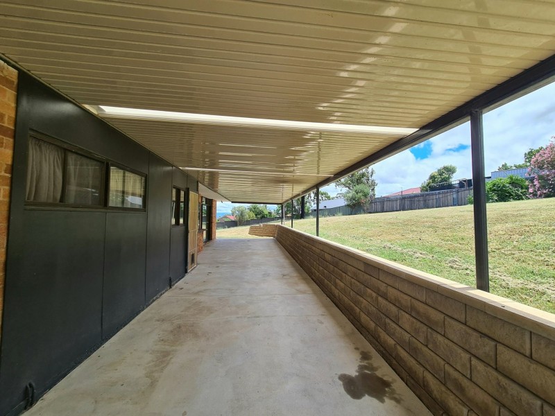 16 Campbell Sreet, Aberdeen NSW 2336