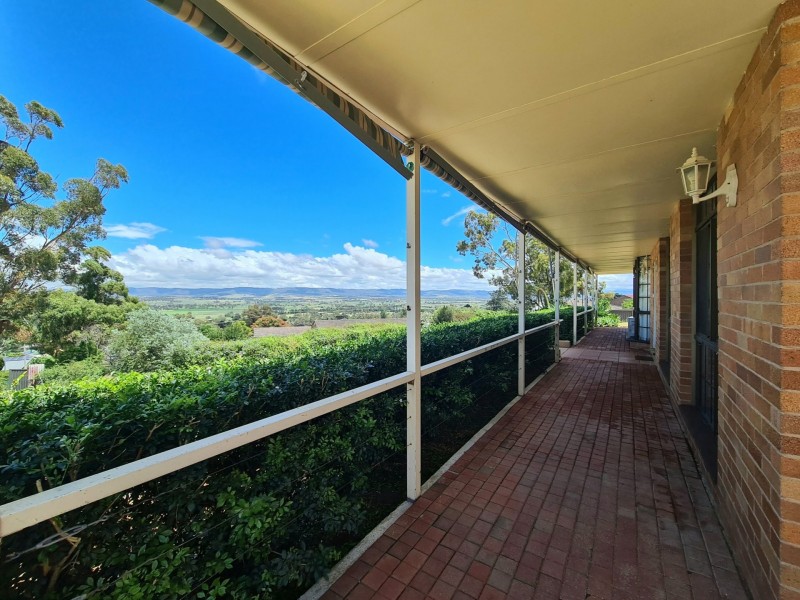 16 Campbell Sreet, Aberdeen NSW 2336