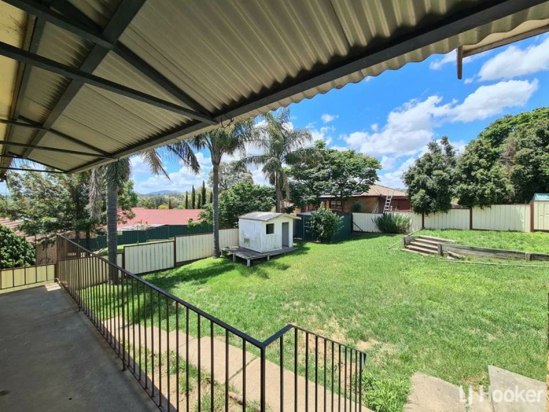 7 Peppermint Road, Muswellbrook NSW 2333