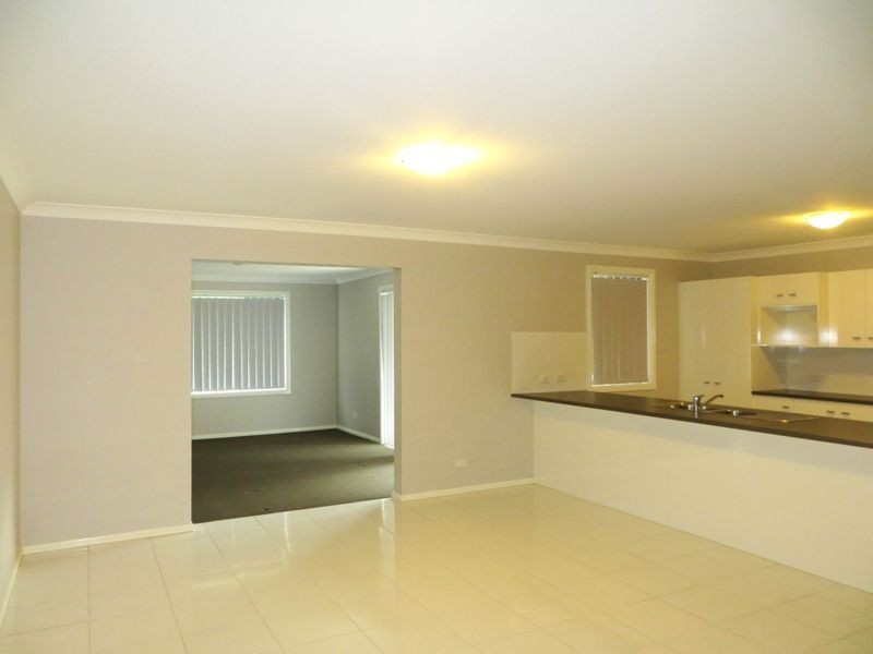 2/38 Chivers Circuit, Muswellbrook NSW 2333