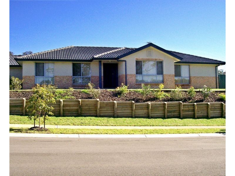 61 Bimbadeen Drive, Muswellbrook NSW 2333