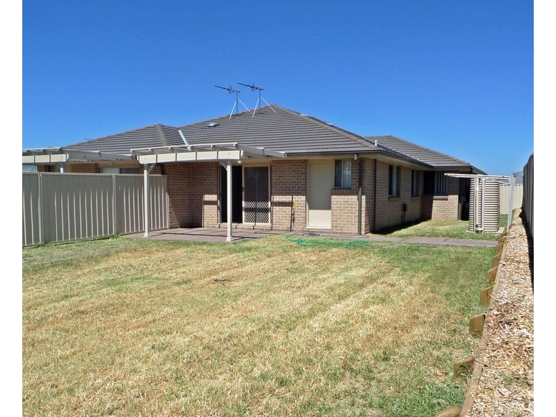 1/28 Finnegan Crescent, Muswellbrook NSW 2333