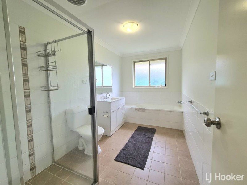 40 Chivers Circuit, Muswellbrook NSW 2333