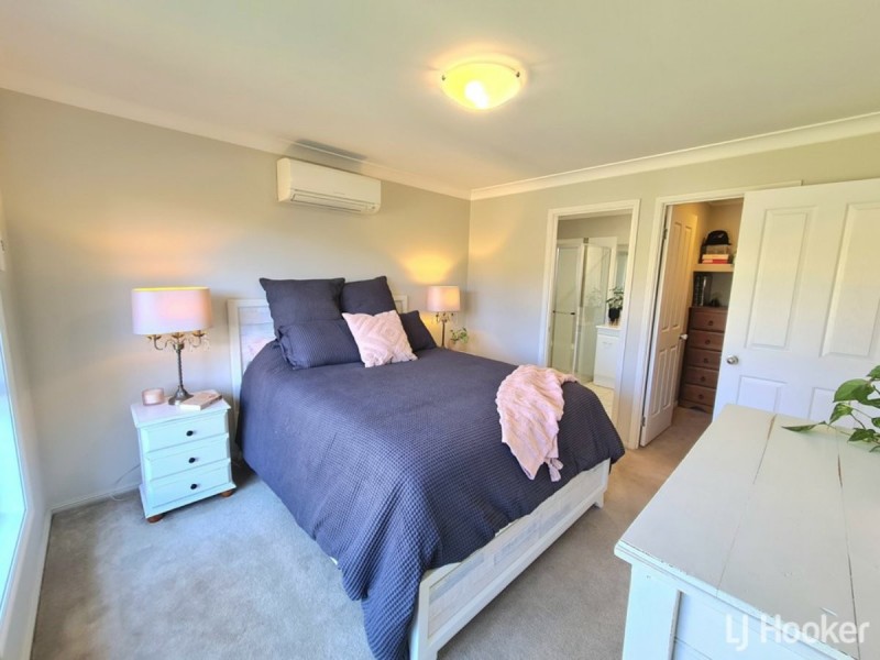 49 Bimbadeen Drive, Muswellbrook NSW 2333