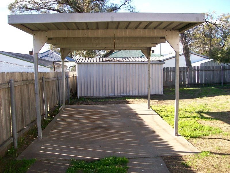 18 Forbes Street, Muswellbrook NSW 2333