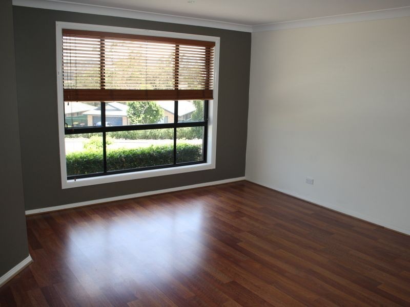 19 Bimbadeen Drive, Muswellbrook NSW 2333