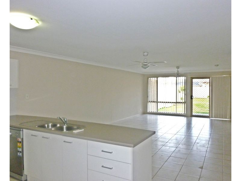 2/102 Osborn Avenue, Muswellbrook NSW 2333