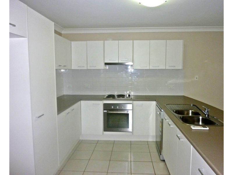 2/102 Osborn Avenue, Muswellbrook NSW 2333