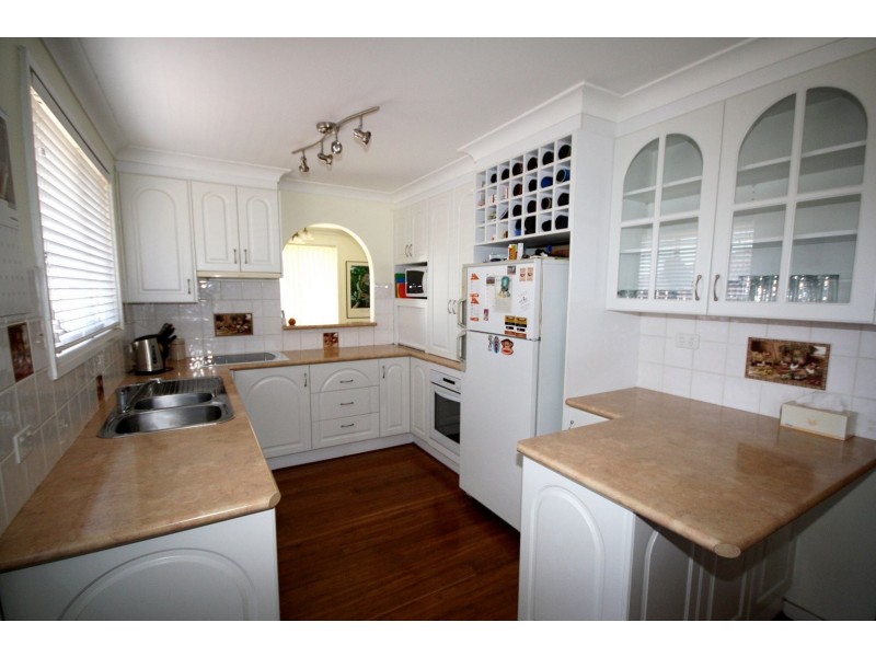 12 Woollybutt Way, Muswellbrook NSW 2333
