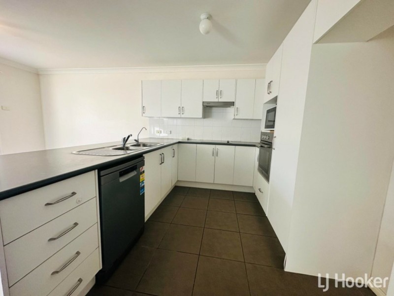 1/21 Bimbadeen Drive, Muswellbrook NSW 2333