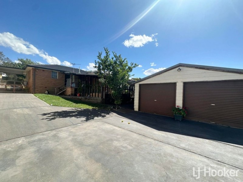 14 Anzac Parade, Muswellbrook NSW 2333