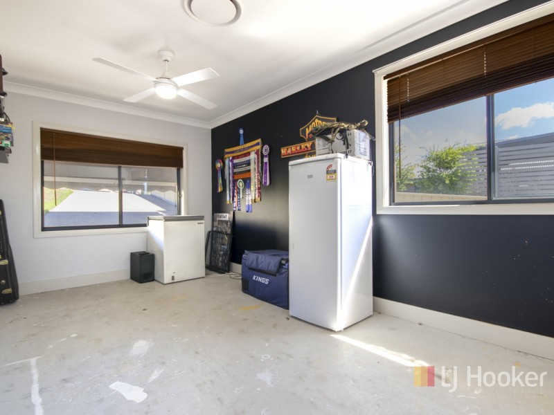 5 Lou Fisher Place, Muswellbrook NSW 2333