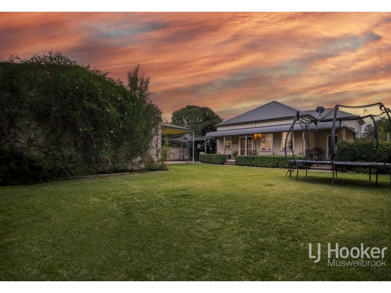 19 Crinoline Street, Denman NSW 2328