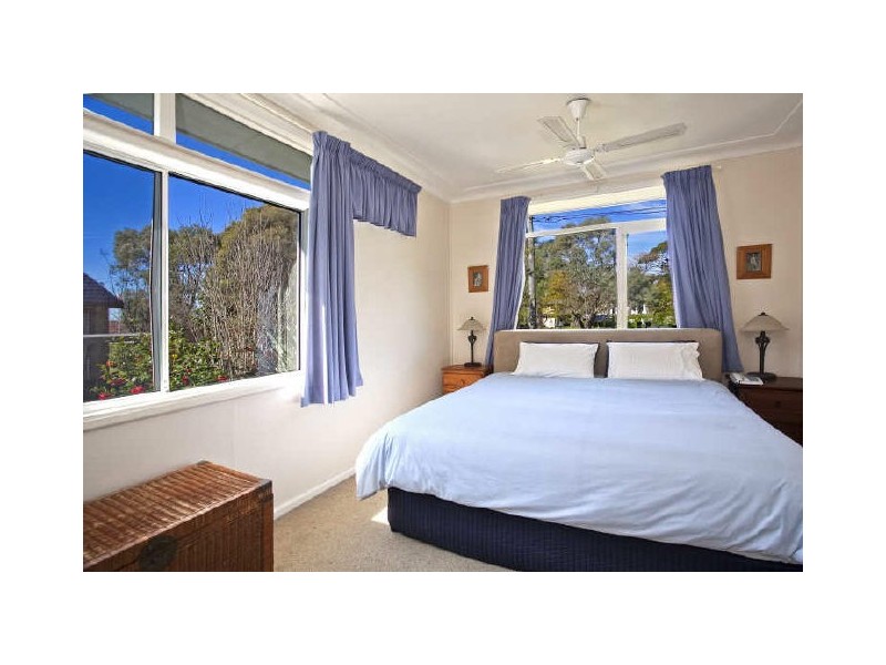 6 Moresby Place, Allambie Heights NSW 2100