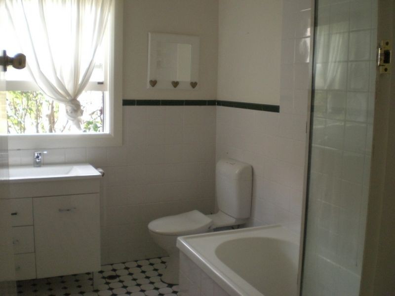 1 Delaigh Avenue, North Curl Curl NSW 2099