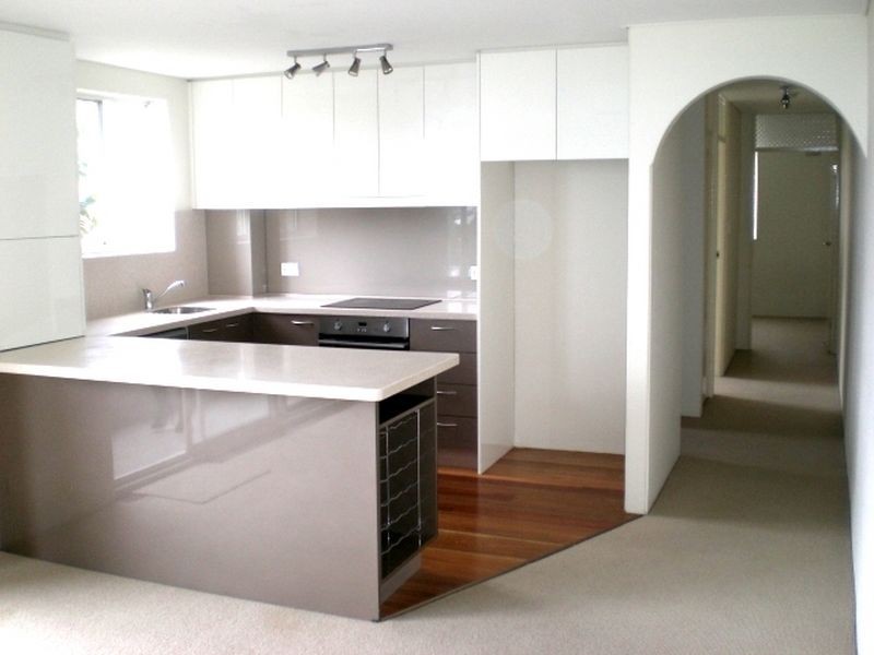 8/64 Carrington Parade, Curl Curl NSW 2096