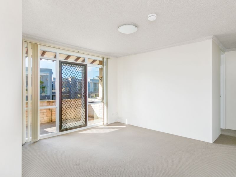 34/10 Goodwin Street, Narrabeen NSW 2101
