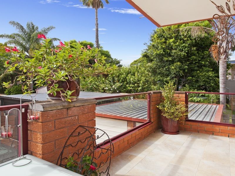 8/90-92 Wyadra Avenue, Freshwater NSW 2096