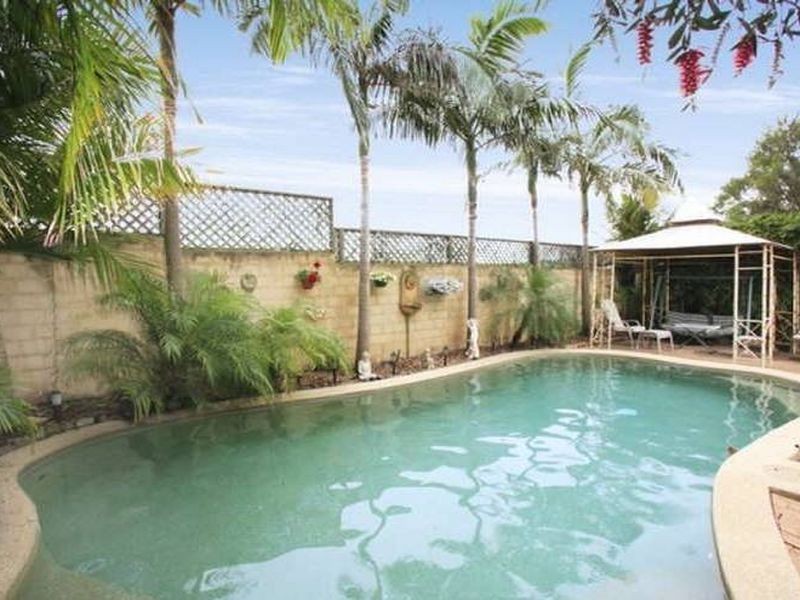 12 Undercliff Road, Freshwater NSW 2096