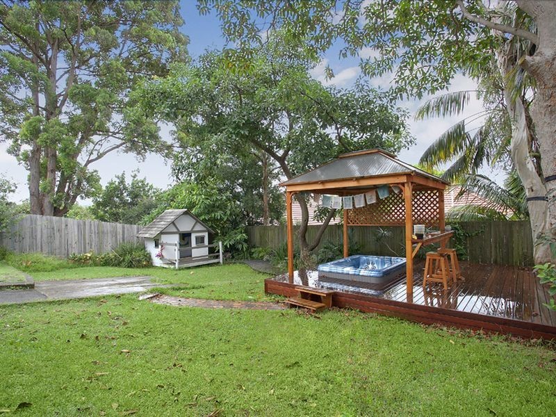 16 Amourin Street, North Manly NSW 2100