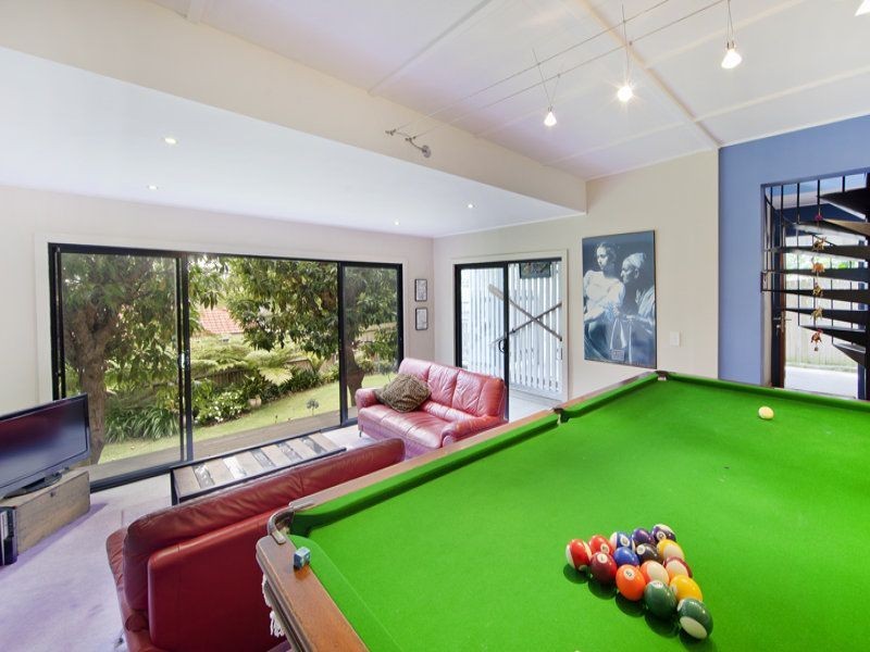 57 Wyadra Avenue, Freshwater NSW 2096