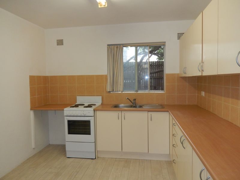 2/104 Wyadra Avenue, Freshwater NSW 2096