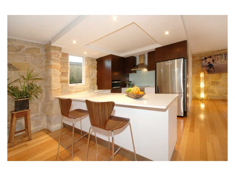 12 Surfers Parade, Freshwater NSW 2096