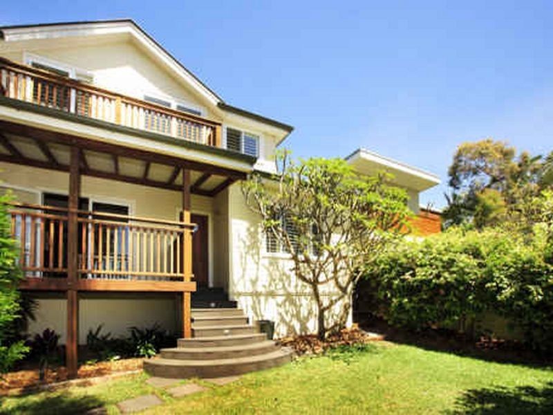 7 Undercliff Road, Freshwater NSW 2096