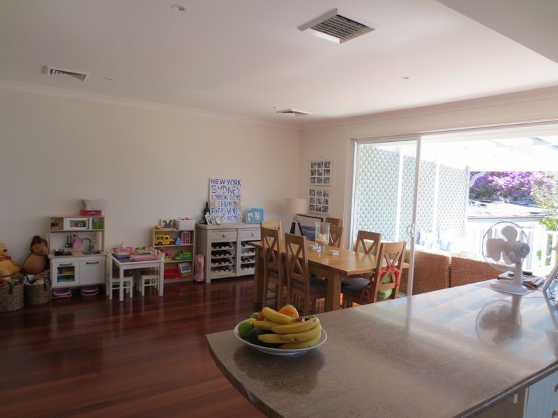 87 Brighton Street, Curl Curl NSW 2096