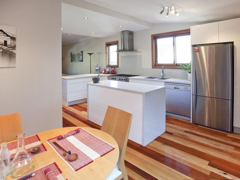 28 Old Pittwater Road, Brookvale NSW 2100