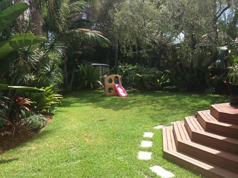 1 Rabaul Road, North Curl Curl NSW 2099