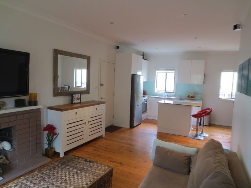 1 Rabaul Road, North Curl Curl NSW 2099