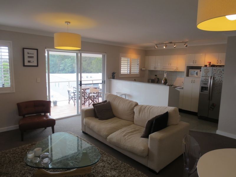 11/4 Campbell Parade, Manly Vale NSW 2093