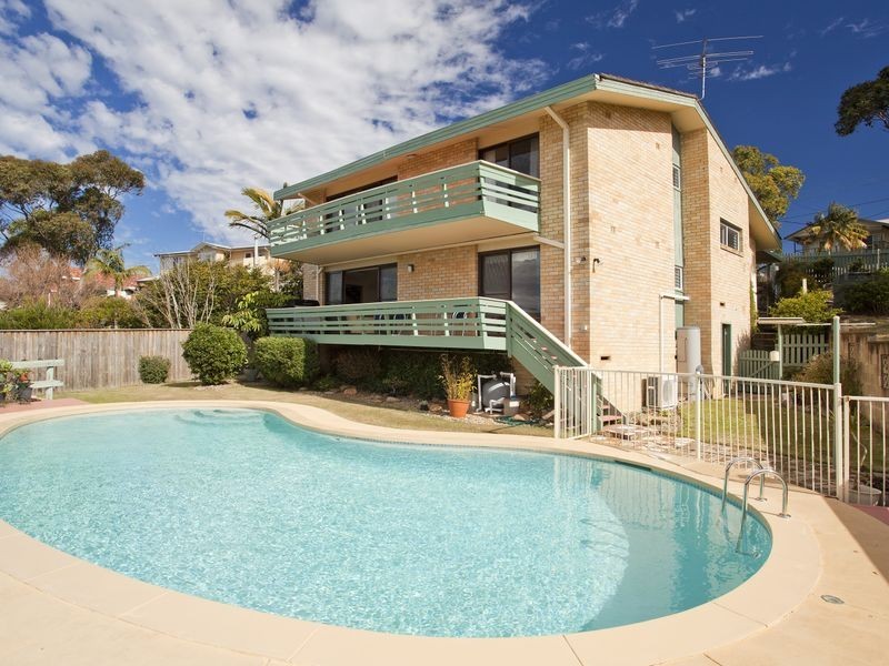 12 Corkery Crescent, Allambie Heights NSW 2100